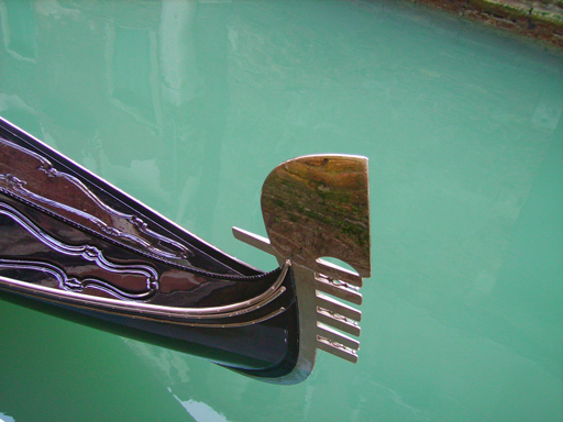 Venezia, Gondola, Ferro di prua.